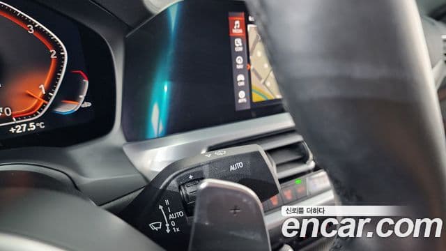 BMW 4 Series 2021 — Şəkil 24/32