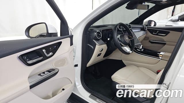 Mercedes-Benz GLC-Class 2024 — Şəkil 10/20