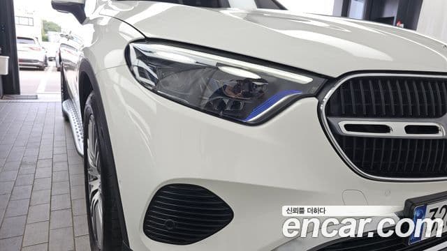 Mercedes-Benz GLC-Class 2024 — Photo 20/37