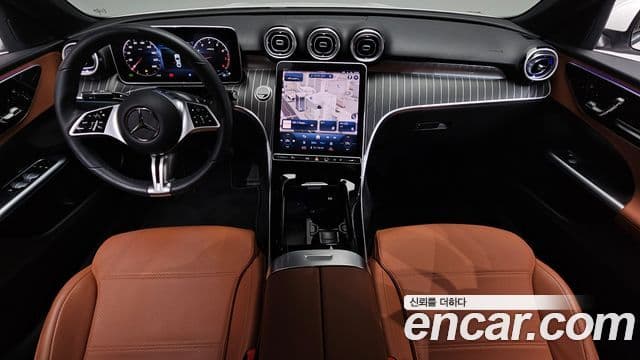 Mercedes-Benz C-Class 2023 — ფოტო 7/20