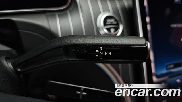 Mercedes-Benz C-Class 2023 — ფოტო 9/20