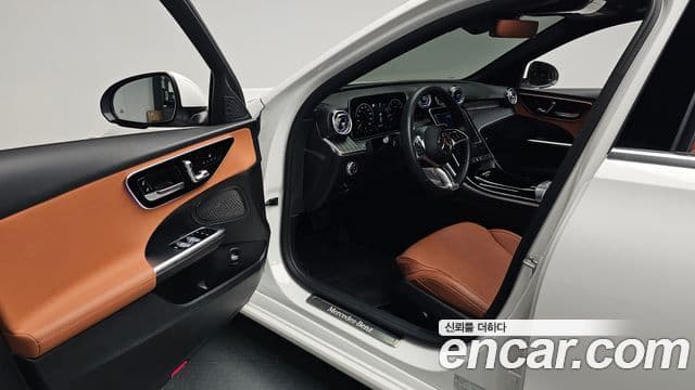 Mercedes-Benz C-Class 2023 — ფოტო 10/20