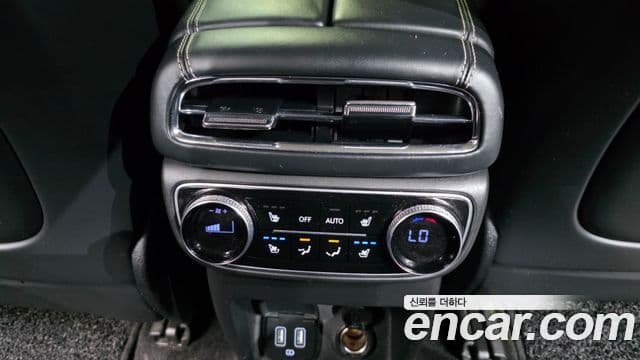 Genesis GV80 2022 — ფოტო 19/20
