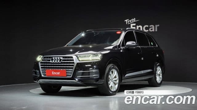 Audi Q7 2019 — Şəkil 1/20