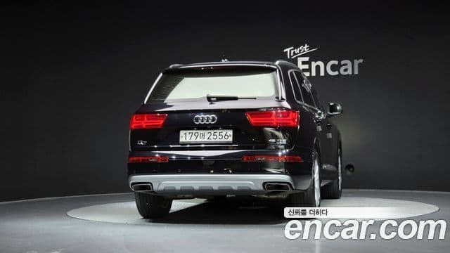 Audi Q7 2019 — Şəkil 4/20