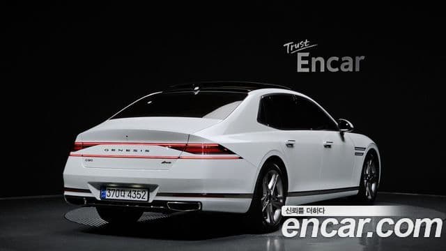 Genesis G90 2022 — Şəkil 2/20