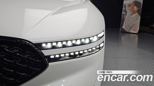 Genesis G90 2022 — Photo 4/38