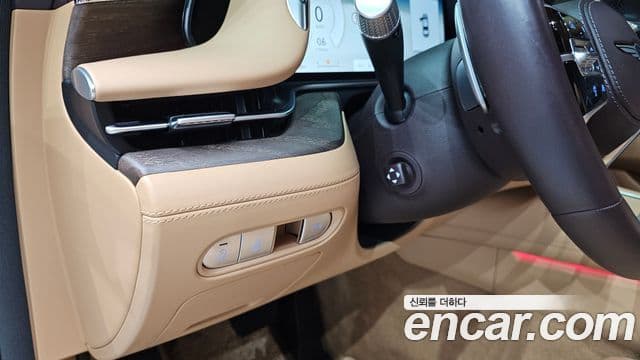 Genesis G90 2022 — Photo 9/38