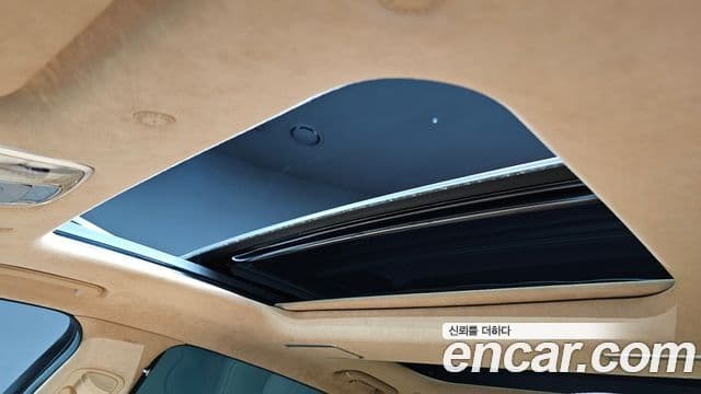 Genesis G90 2022 — Photo 18/38