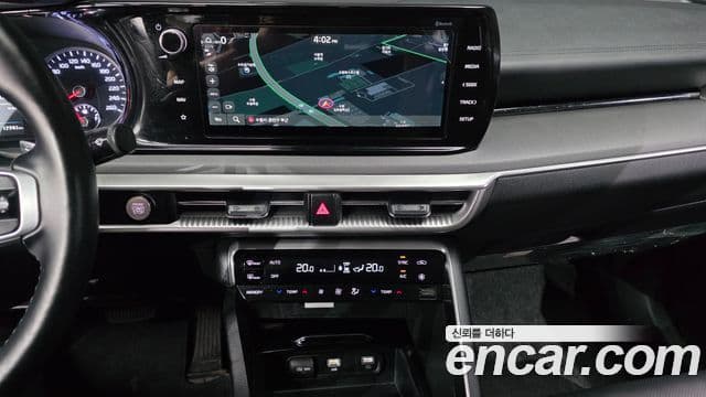 Kia K5 2022 — ფოტო 13/20