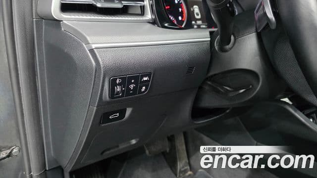 Kia K5 2022 — ფოტო 19/20