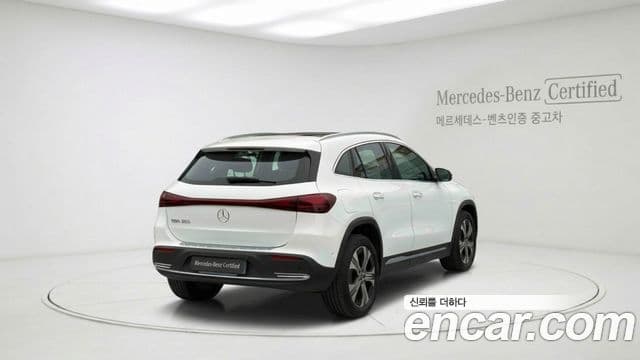 Mercedes-Benz EQA 2025 — ფოტო 9/12