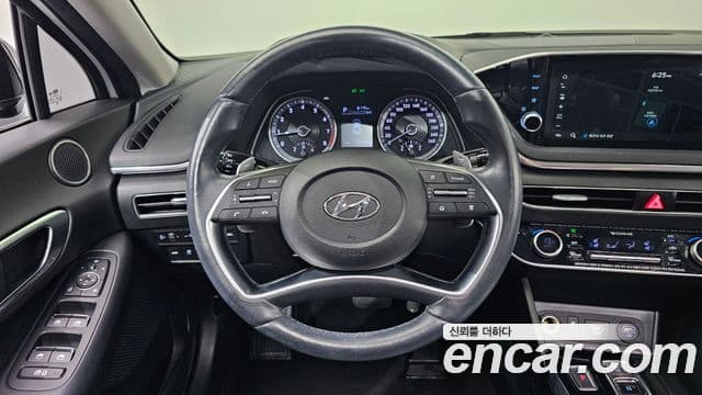 Hyundai Sonata 2019 — ფოტო 13/20