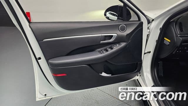 Hyundai Sonata Hybrid 2019 — ფოტო 11/30