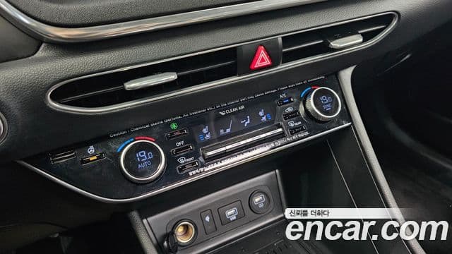 Hyundai Sonata Hybrid 2019 — ფოტო 2/30