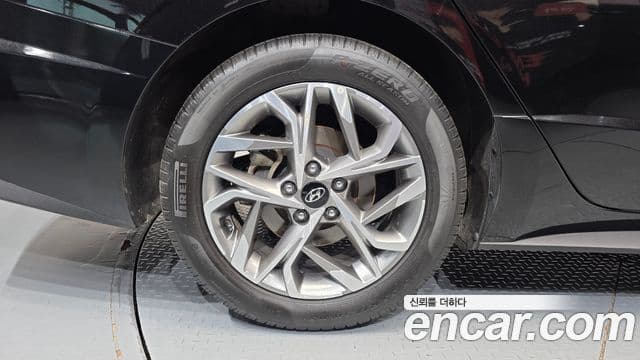 Hyundai Sonata Hybrid 2021 — Şəkil 21/30