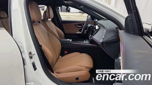 Mercedes-Benz E-Class 2025 — Фото 11/20