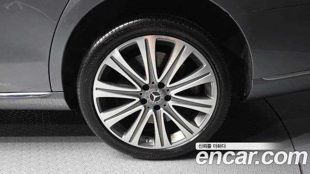 Mercedes-Benz E-Class 2020 — Şəkil 5/20