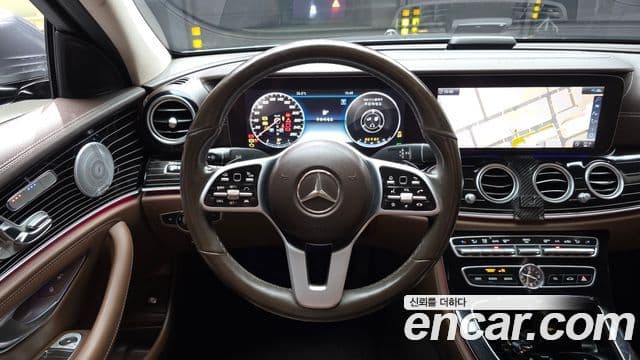 Mercedes-Benz E-Class 2020 — Şəkil 13/20