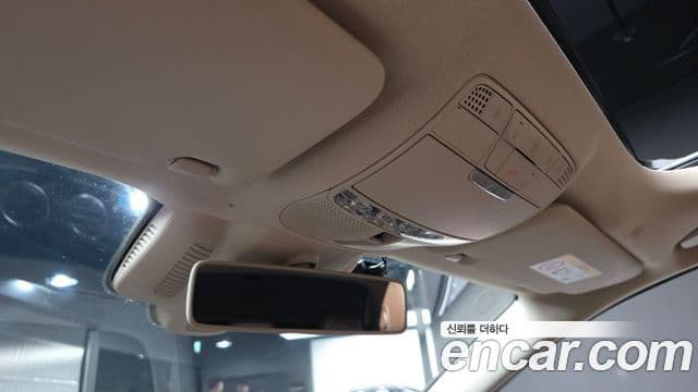 Mercedes-Benz E-Class 2020 — Şəkil 19/20