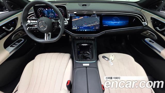 Mercedes-Benz E-Class 2025 — ფოტო 7/20
