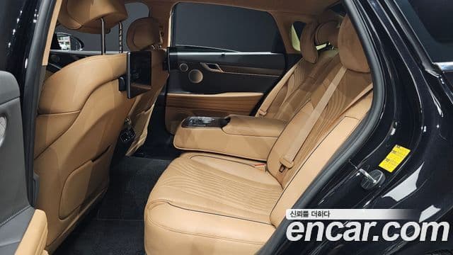 Genesis Electrified G80 2022 — Şəkil 11/20