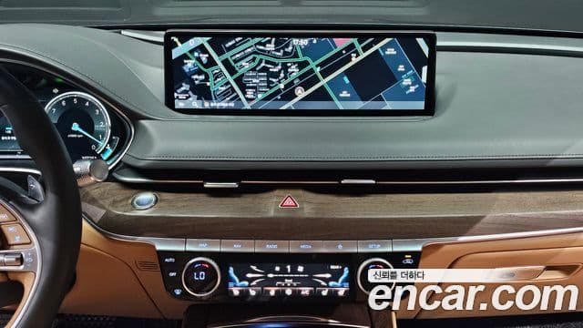 Genesis Electrified G80 2022 — фото 14 из 20