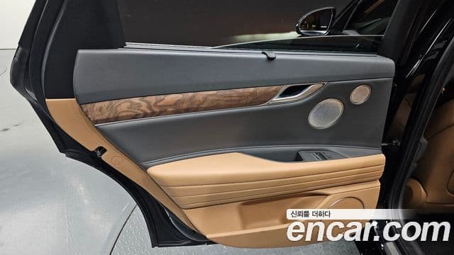 Genesis G80 2022 — Photo 15/30
