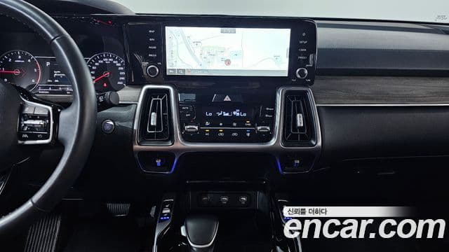 Kia Sorento 2021 — Şəkil 13/20
