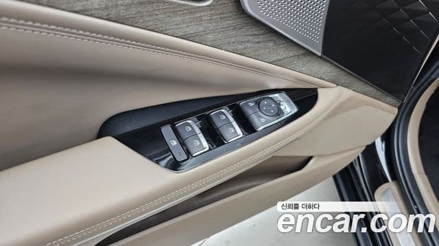 Kia K8 2022 — Şəkil 16/20