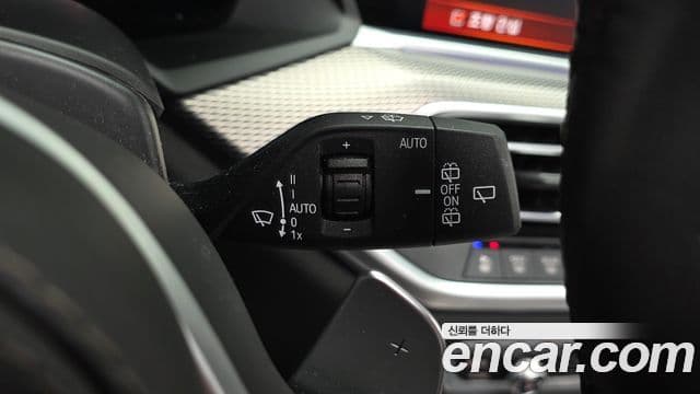 BMW X5 2019 — Photo 29/33