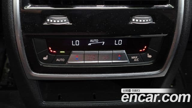 BMW X5 2019 — Photo 20/33