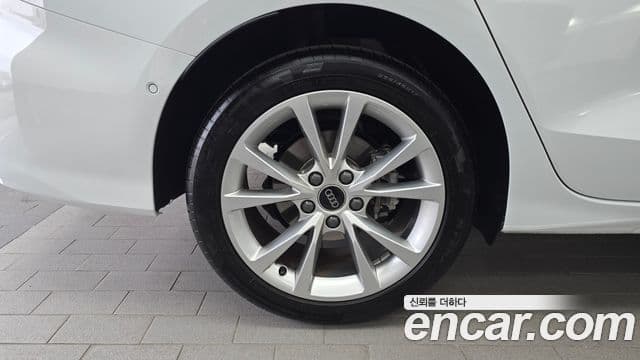 Audi A3 2025 — ფოტო 5/20