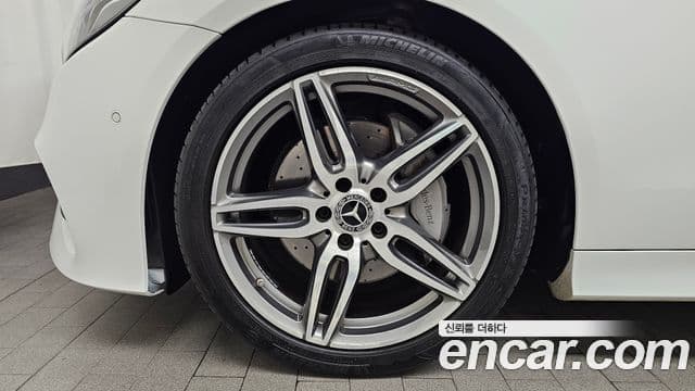 Mercedes-Benz E-Class 2020 — ფოტო 5/20
