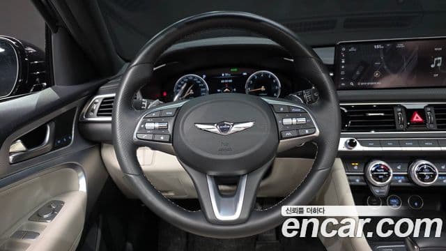 Genesis G70 2022 — Photo 17/20