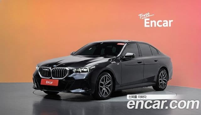 BMW 5 Series 2025 — Şəkil 1/20