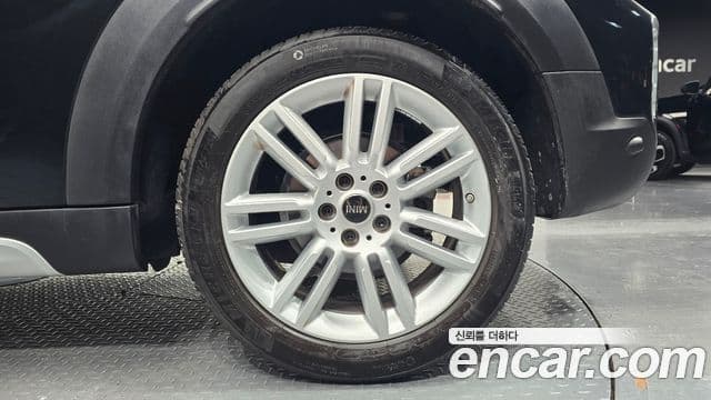 Mini Cooper Countryman 2023 — Photo 9/31