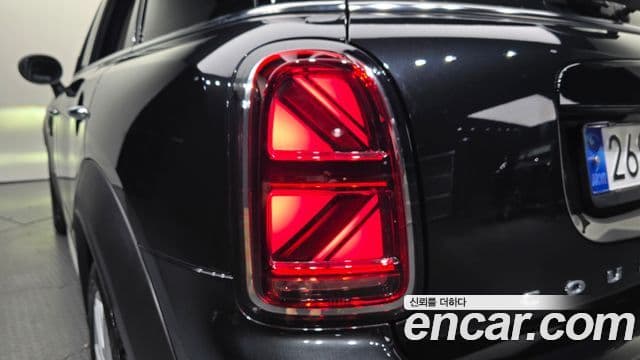 Mini Cooper Countryman 2023 — Photo 6/31