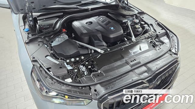 BMW 5 Series 2025 — ფოტო 6/20
