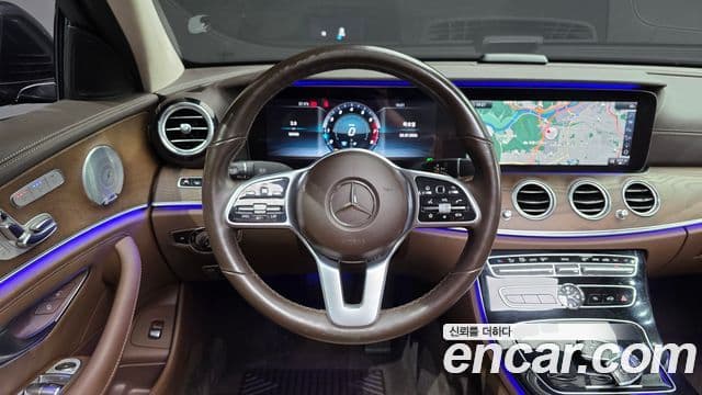 Mercedes-Benz E-Class 2018 — Şəkil 13/20