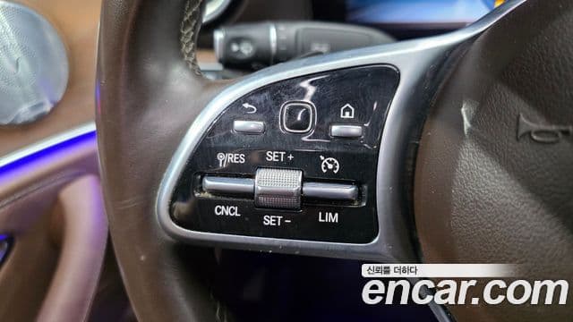 Mercedes-Benz E-Class 2018 — Şəkil 14/20
