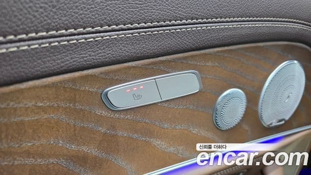 Mercedes-Benz E-Class 2018 — ფოტო 24/32