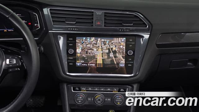 Volkswagen Tiguan Allspace 2020 — ფოტო 14/20
