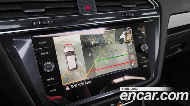 Volkswagen Tiguan Allspace 2020 — ფოტო 15/20