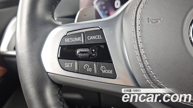 BMW X7 2023 — Photo 9/39