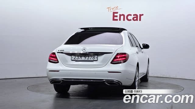 Mercedes-Benz E-Class 2019 — Şəkil 4/20