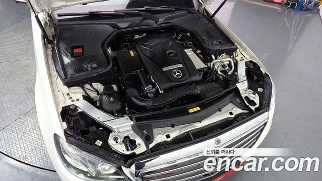 Mercedes-Benz E-Class 2019 — Şəkil 6/20