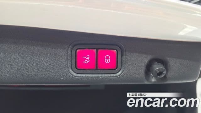 Mercedes-Benz E-Class 2019 — Şəkil 16/20