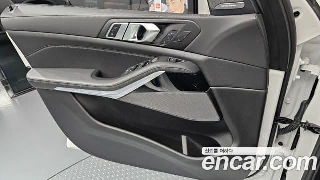 BMW X5 2025 — Photo 29/34