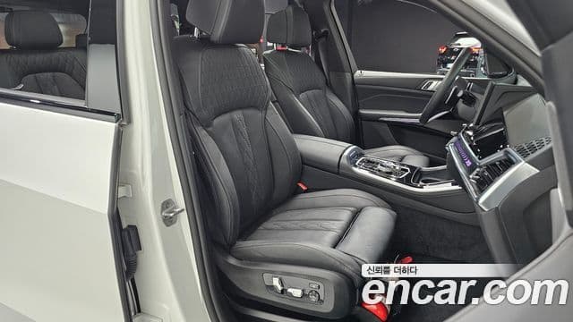 BMW X5 2025 — Photo 18/34